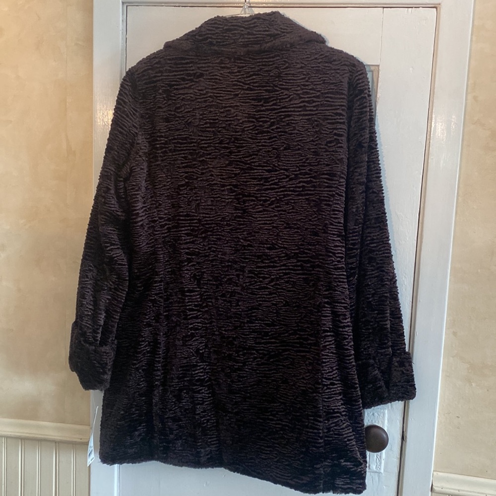 Lauren Ralph Lauren NWT XL brown faux fur coat. - Picture 5 of 10